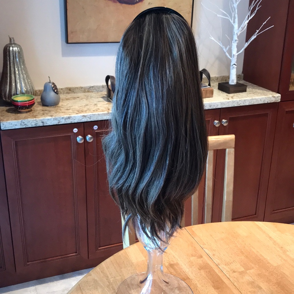 100% Fine human hair extension in chestnut 21”